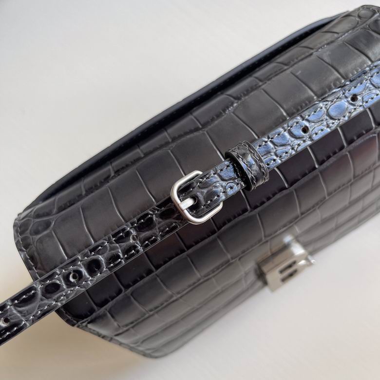 Balenciaga 19x14x7cm FY 2 (8)