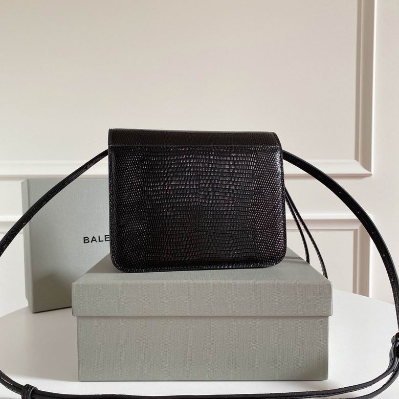 Balenciaga 19x14x7cm FY 3 (3)