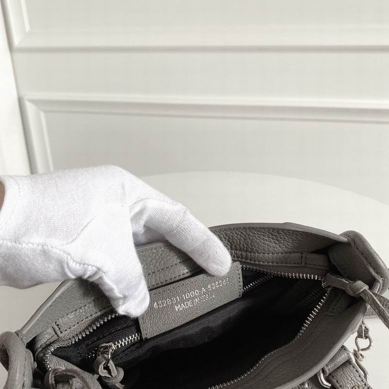 Balenciaga 218271 23X15X9cm WM (8)