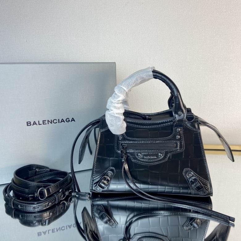 Balenciaga 22x9x14.5cm FY 10 (1)