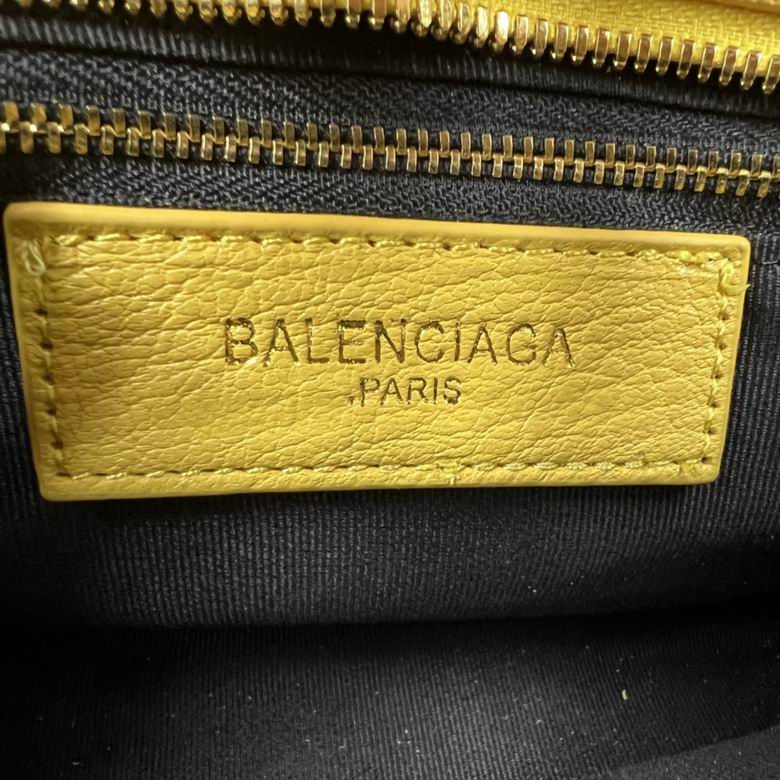Balenciaga 23x15x9cm FY 13 (9)