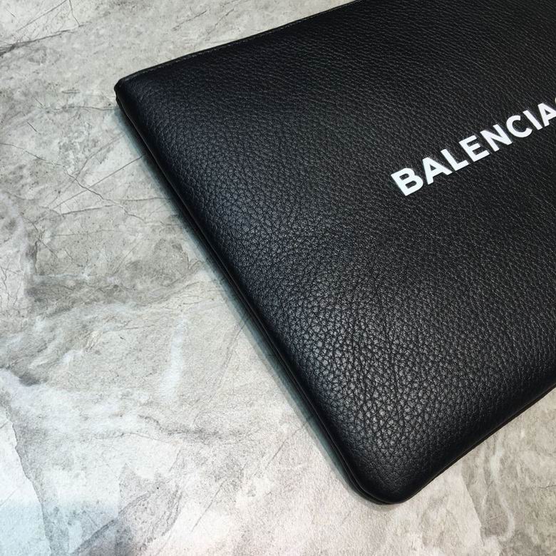 Balenciaga 26x19cm FY 1 (3)
