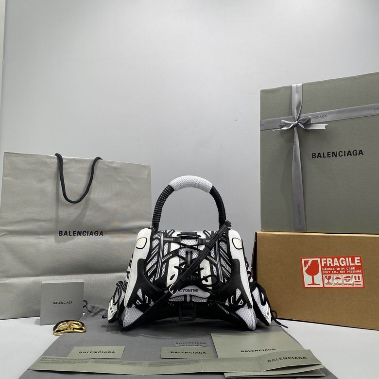 Balenciaga 30.5x33x12cm FY (1)