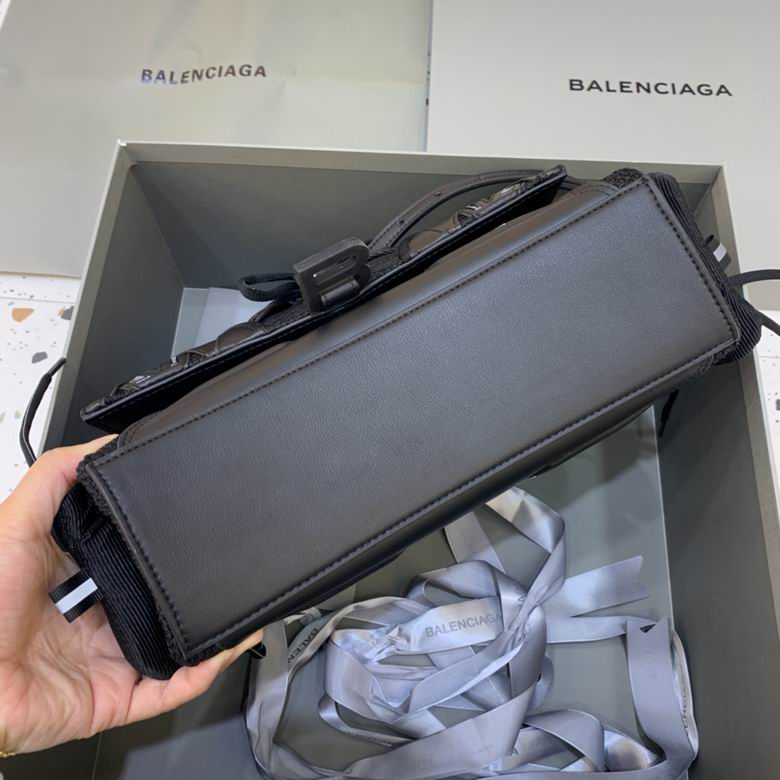 Balenciaga 30.5x33x12cm FY (5)