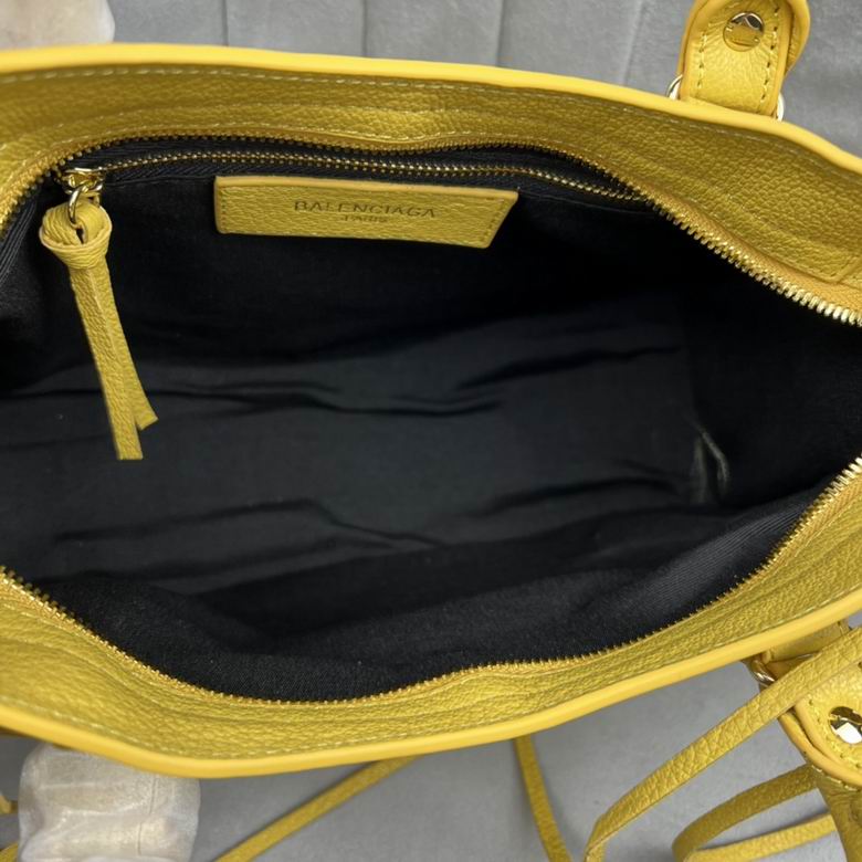 Balenciaga 30x19x11cm FY 13 (8)