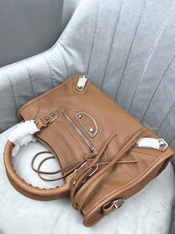 Balenciaga 30x19x11cm FY 16 (5)