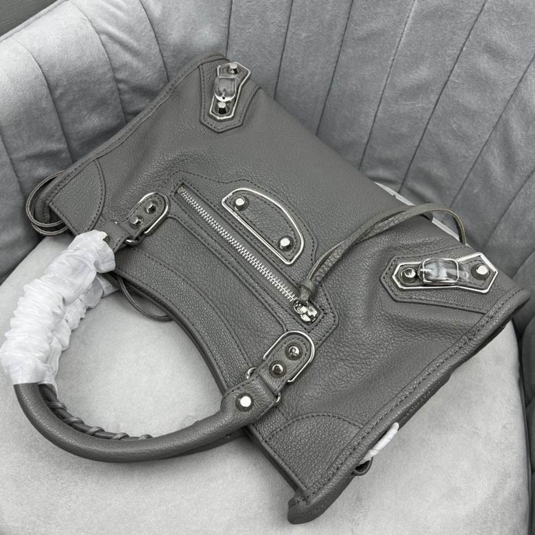 Balenciaga 30x19x11cm FY 19 (5)