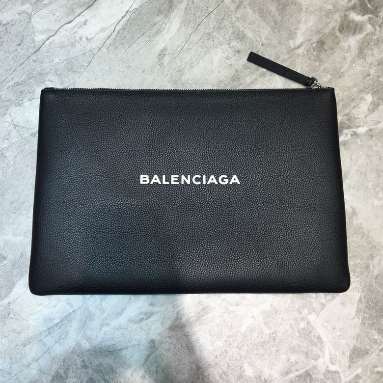 Balenciaga 34x23cm FY (1)
