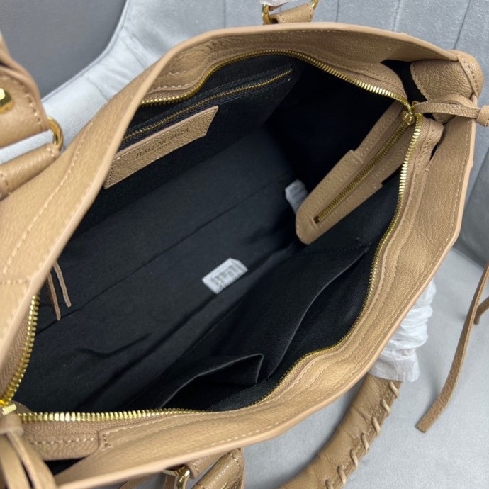 Balenciaga 38x24x12cm FY 18 (8)