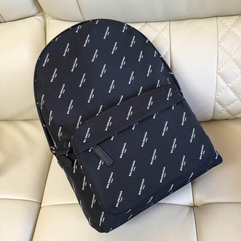 Balenciaga 82116-28 XM (2)