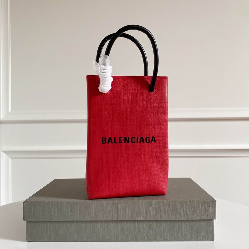 Balenciaga802 18x4 (1)