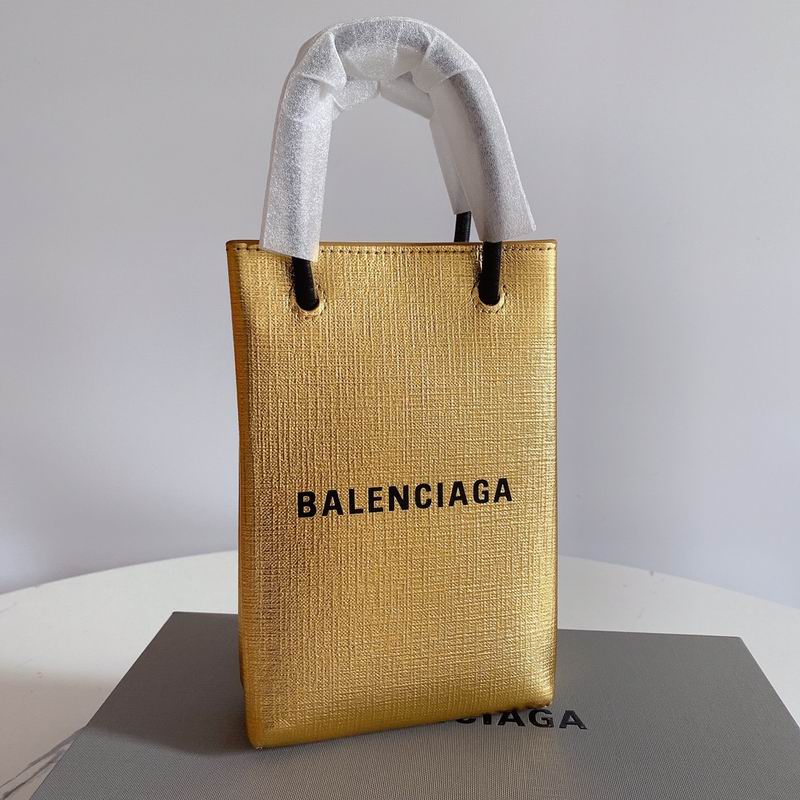 Balenciaga802 18x4 (1)