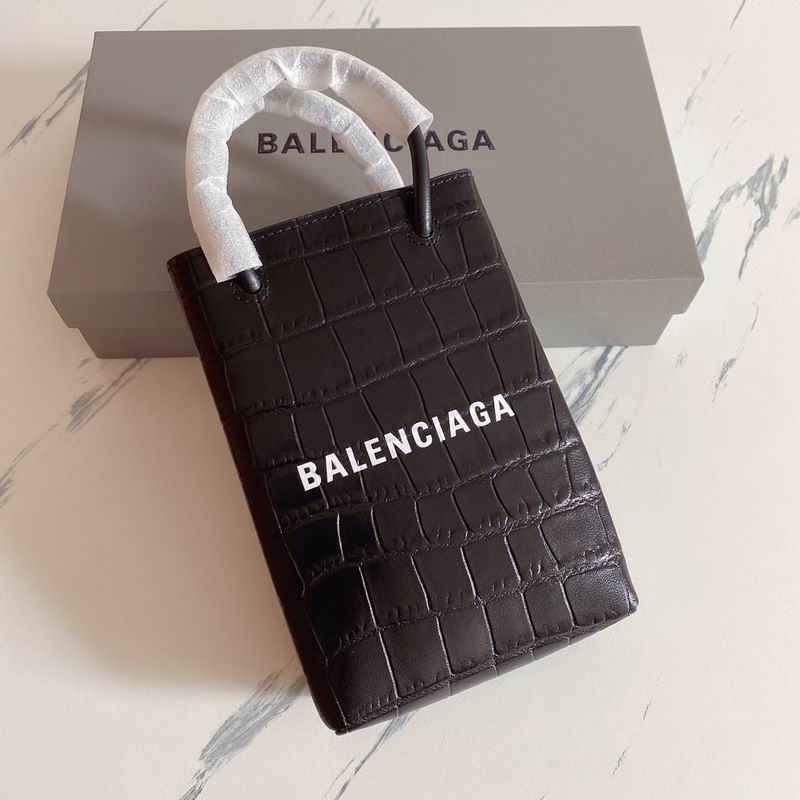 Balenciaga802 18x4 (2)