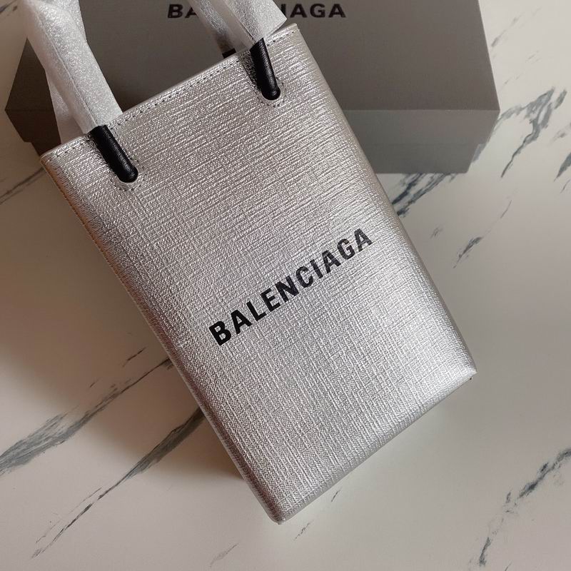 Balenciaga802 18x4 (2)