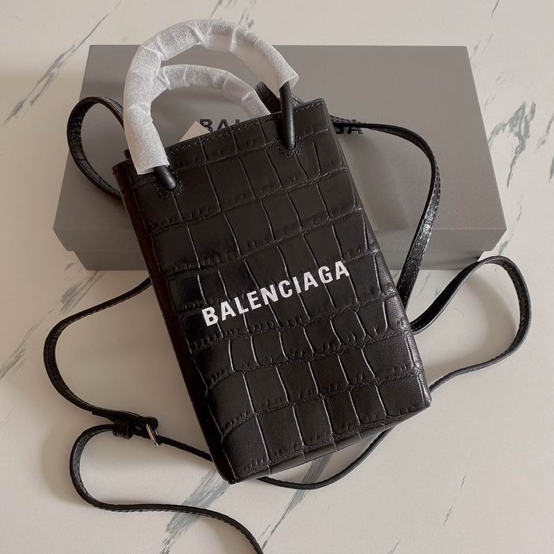 Balenciaga802 18x4 (5)