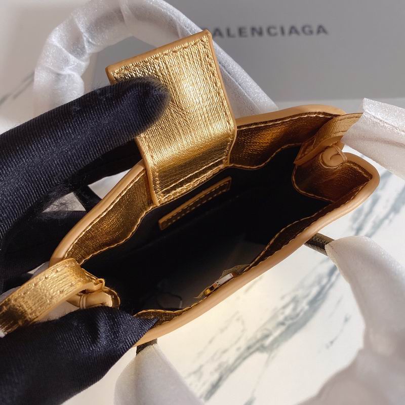 Balenciaga802 18x4 (6)