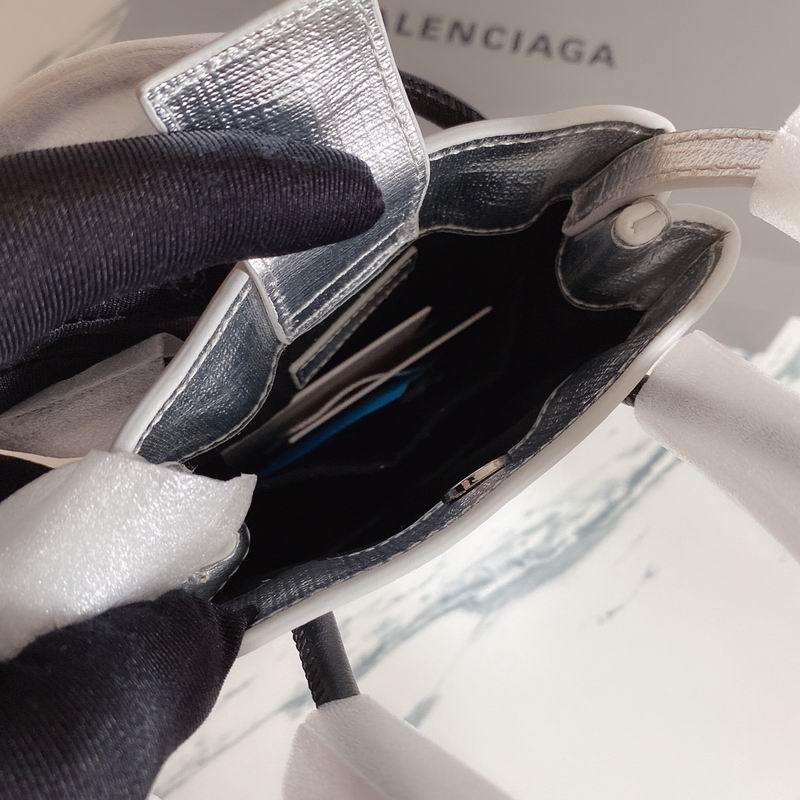 Balenciaga802 18x4 (8)