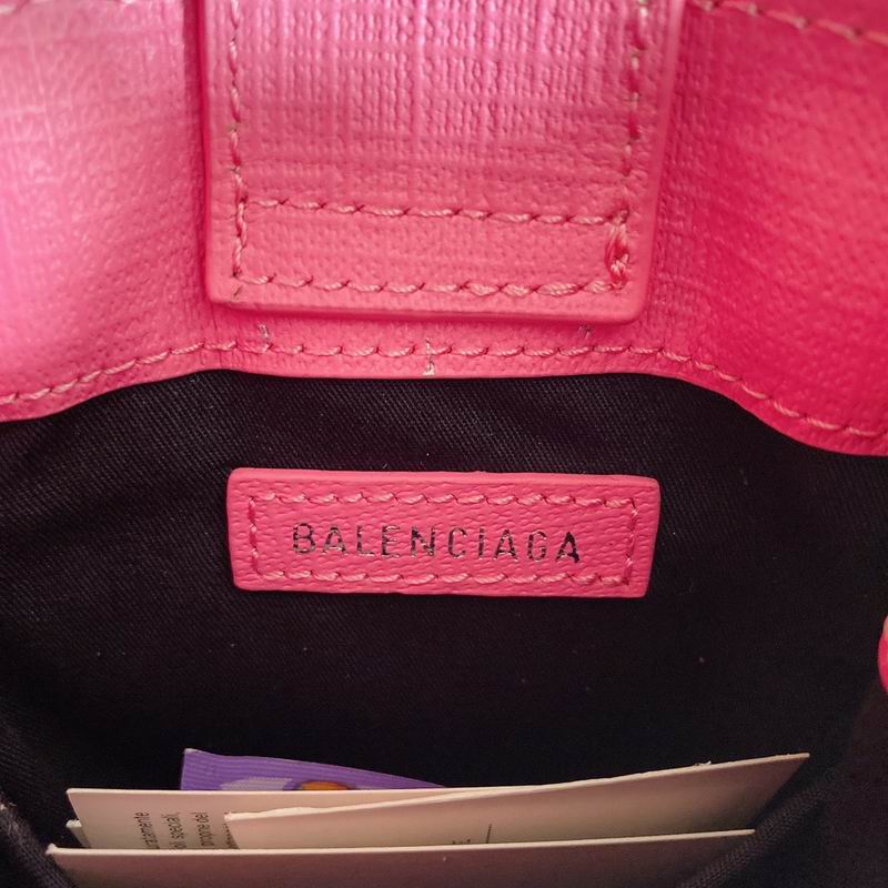 Balenciaga802 18x4 (8)