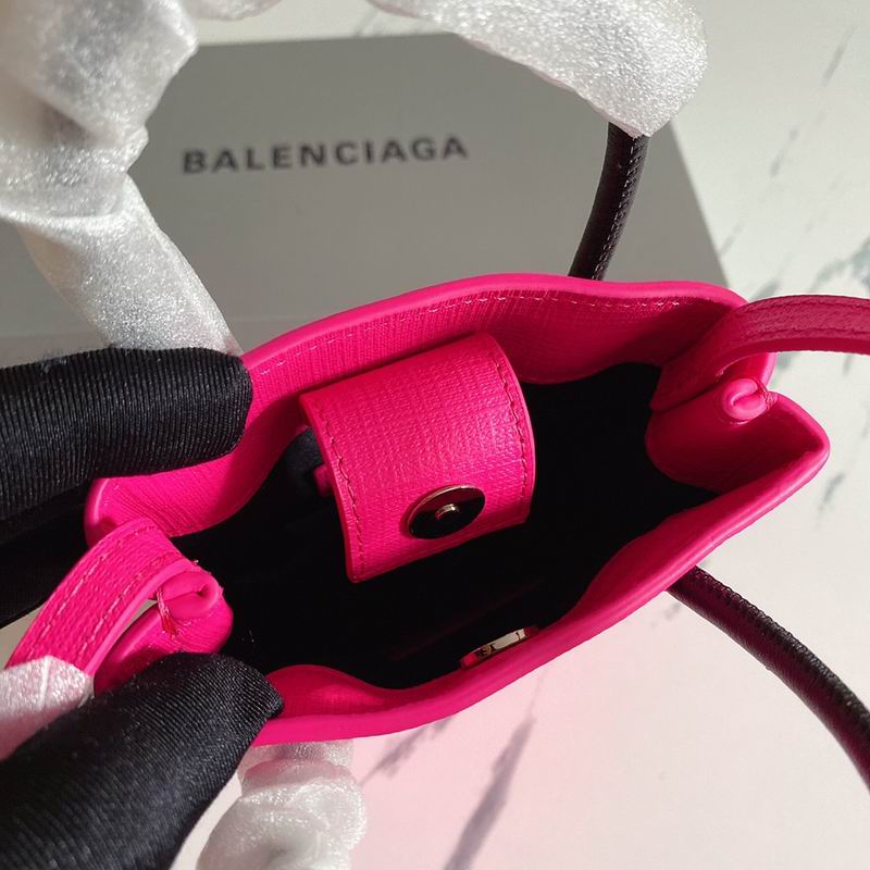 Balenciaga802 18x4 (8)