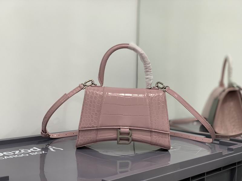 Balenciaga8895 L23x10x24cm FY2 (1)