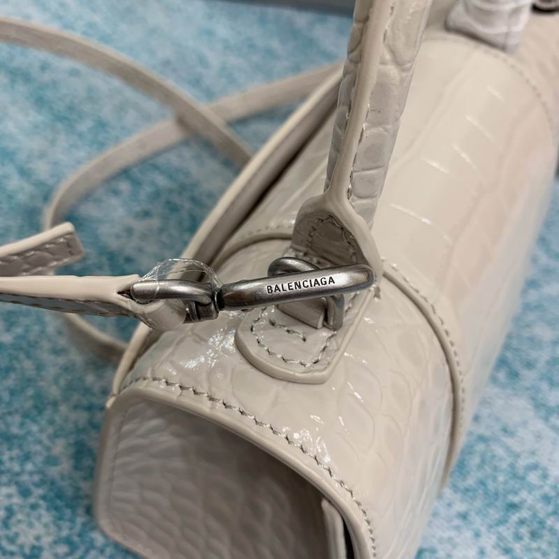 Balenciaga8896 S19x8x21cm FY4 (4)