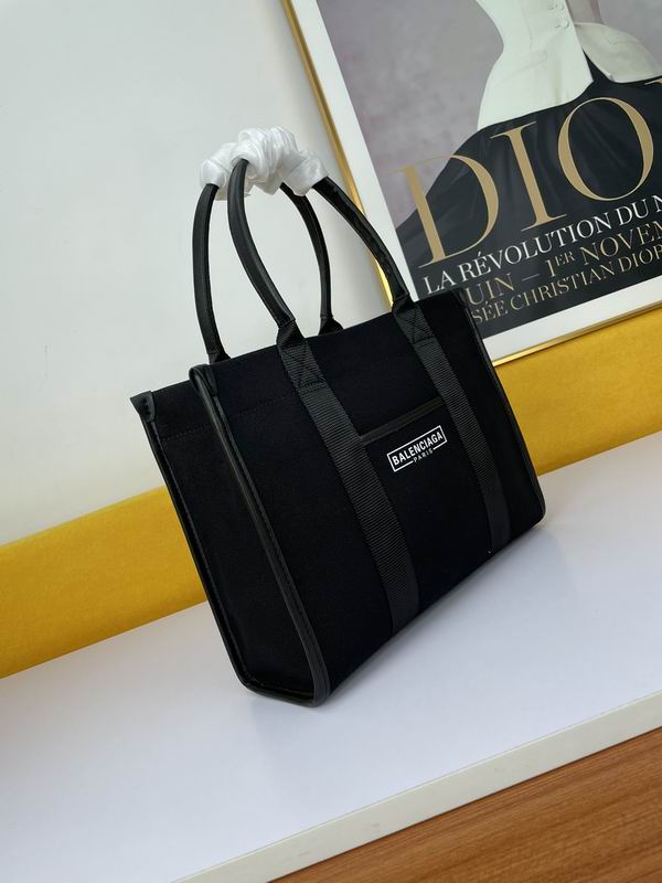 Balenciaga926 32x25x8cm ww (3)
