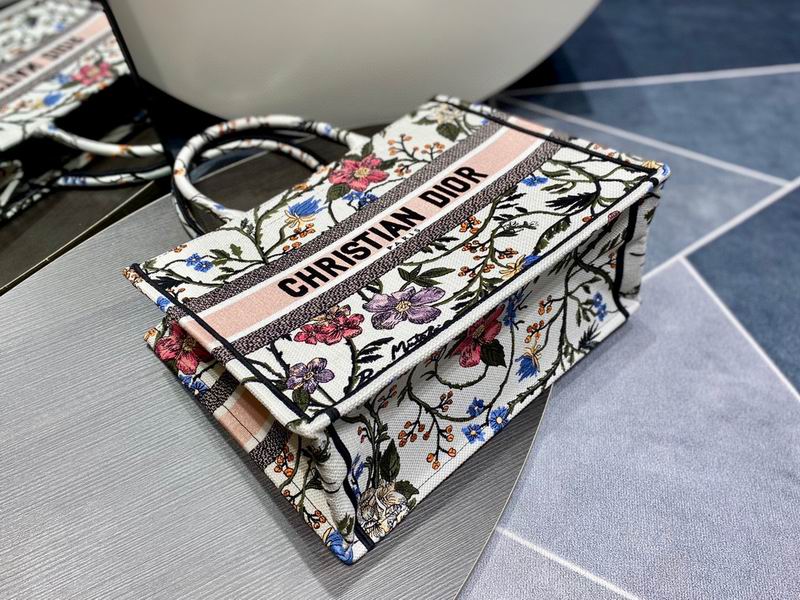 Book Toe 36x28x16cm sz10 (5)