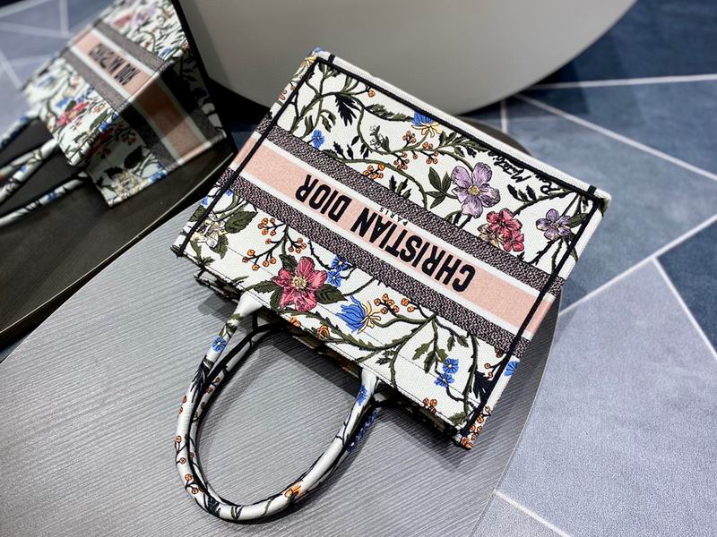 Book Toe 36x28x16cm sz10 (6)