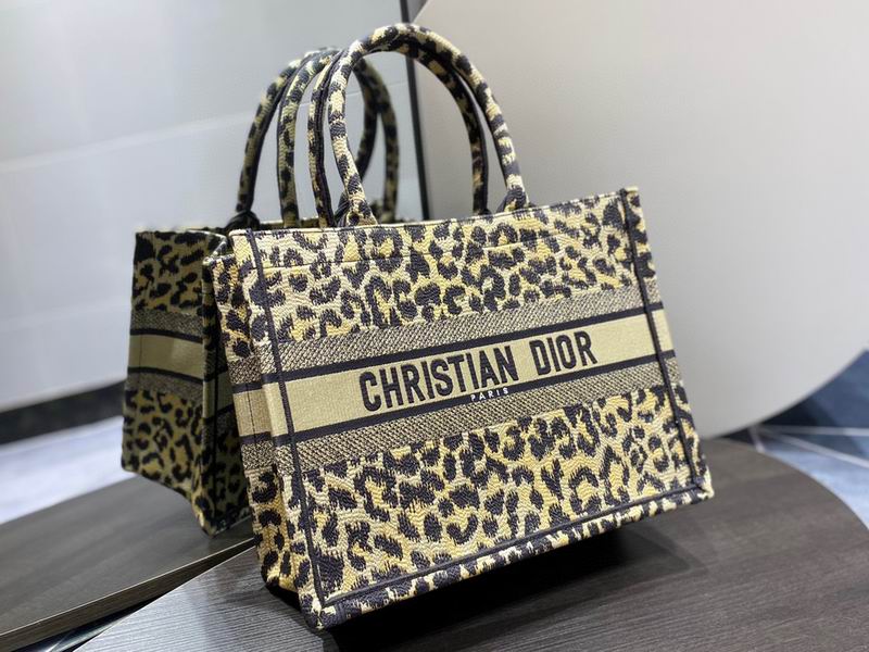 Book Toe 36x28x16cm sz11 (3)