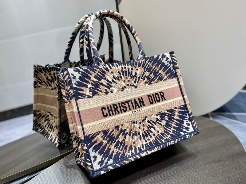 Book Toe 36x28x16cm sz12 (3)