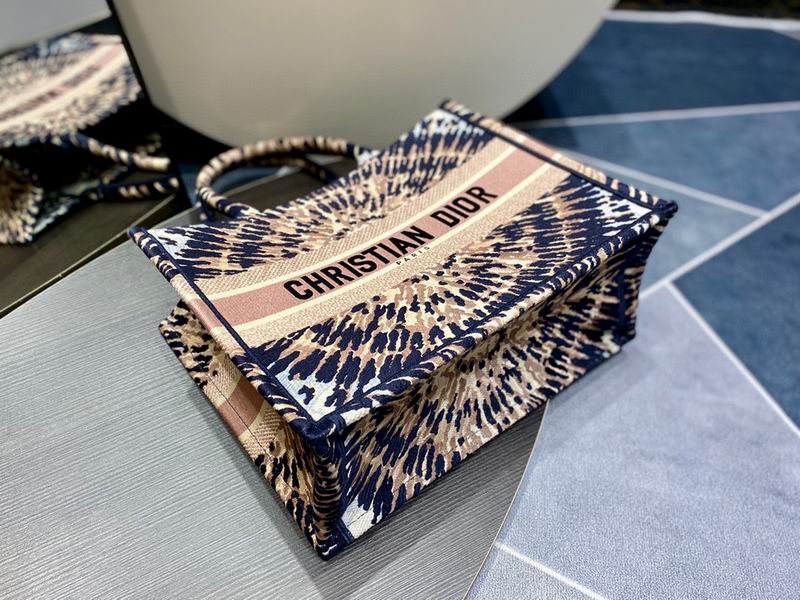 Book Toe 36x28x16cm sz12 (5)