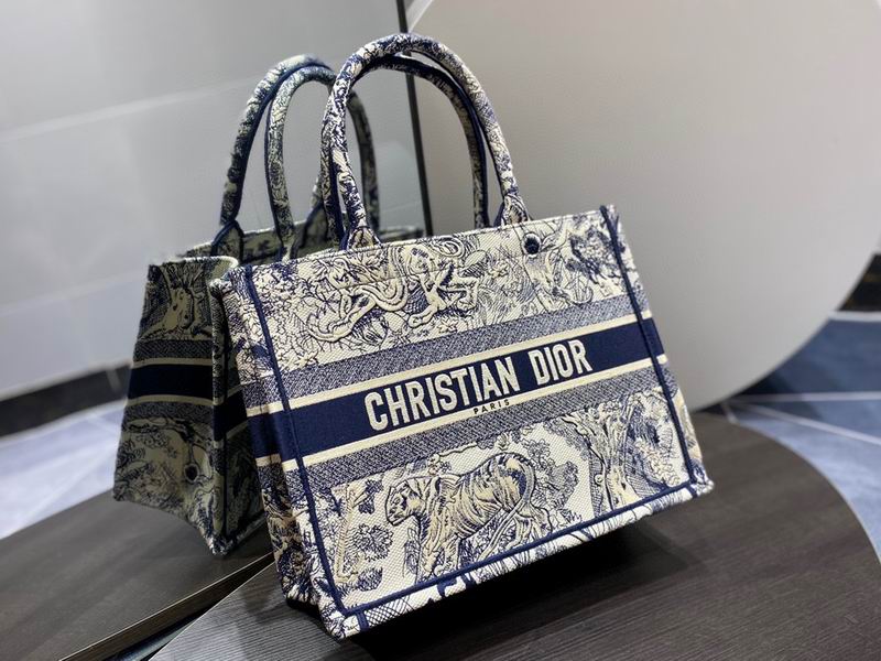 Book Toe 36x28x16cm sz4 (3)