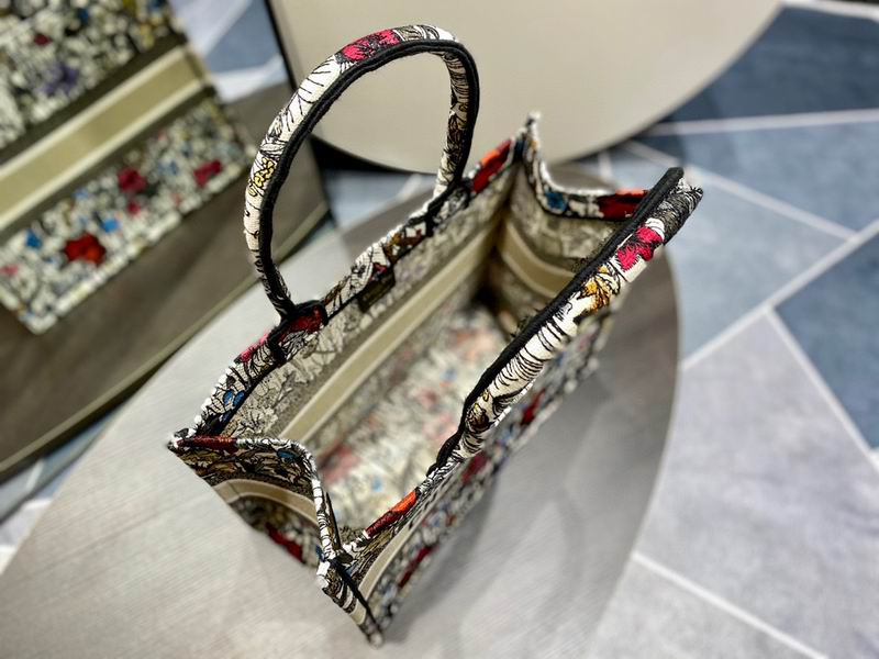 Book Toe 36x28x16cm sz7 (6)