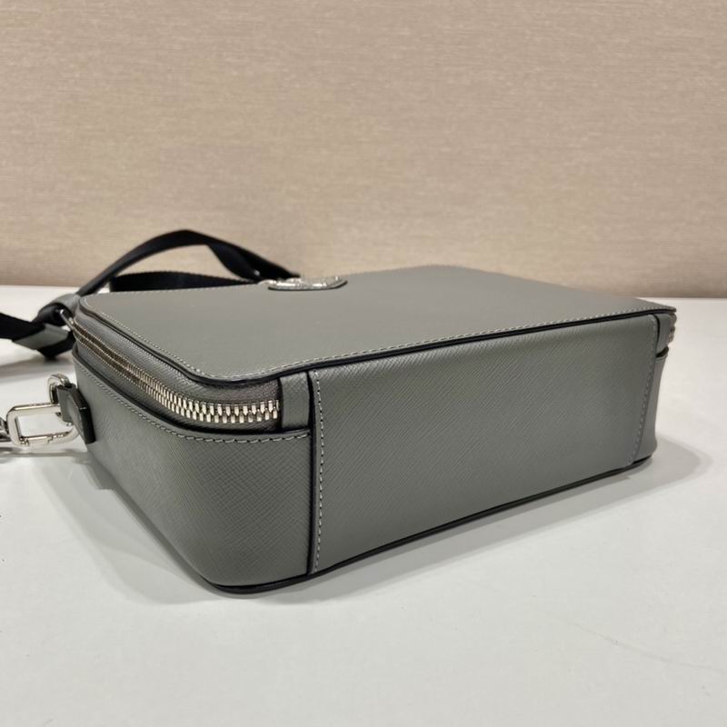 Brique Saffiano 2VH069 22x16x6cm ap (19)