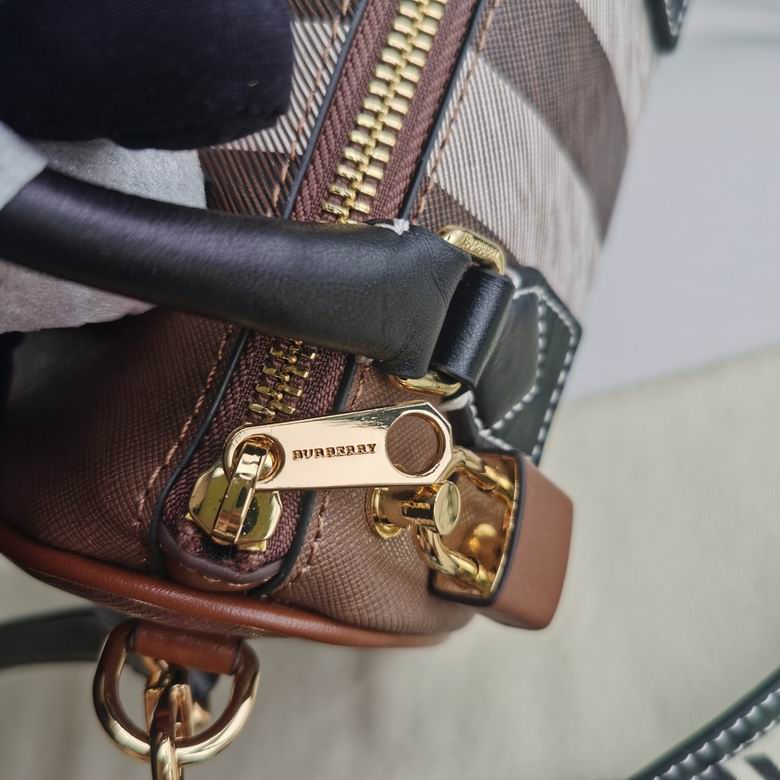 Burberry 18.5x11x12cm HQ (4)