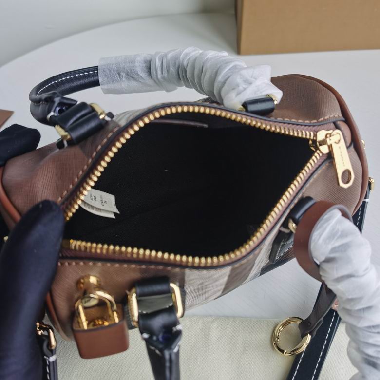 Burberry 18.5x11x12cm HQ (9)