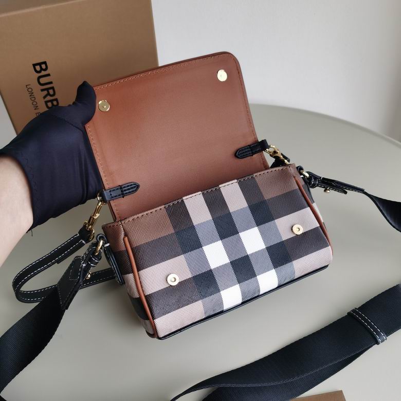 Burberry 18.5x8x12.5cm HQ (6)