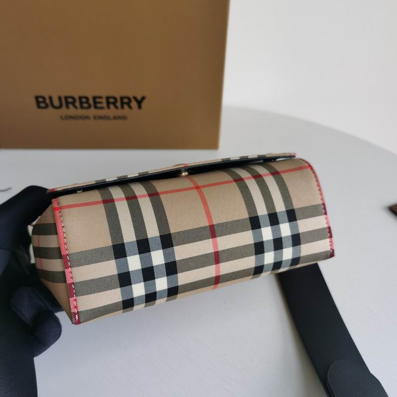 Burberry 18x8x12cm HQ 2 (5)