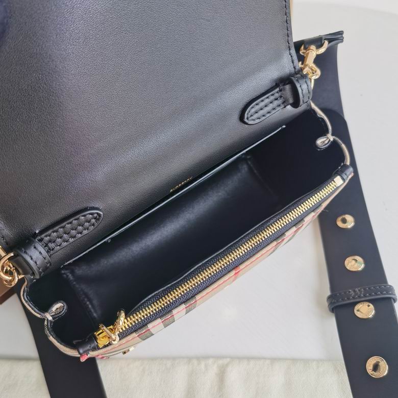 Burberry 18x8x12cm HQ 2 (9)