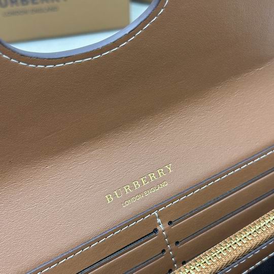 Burberry 2161棕 19x10x3cm zy (8)