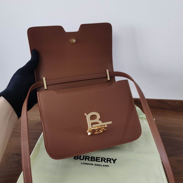 Burberry 21x16x6cm HQ 3 (4)