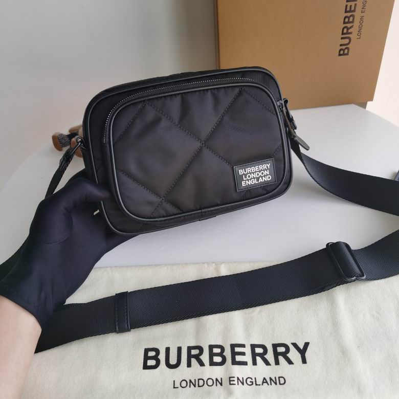 Burberry 22.5x8.2x14.5cm HQ (1)