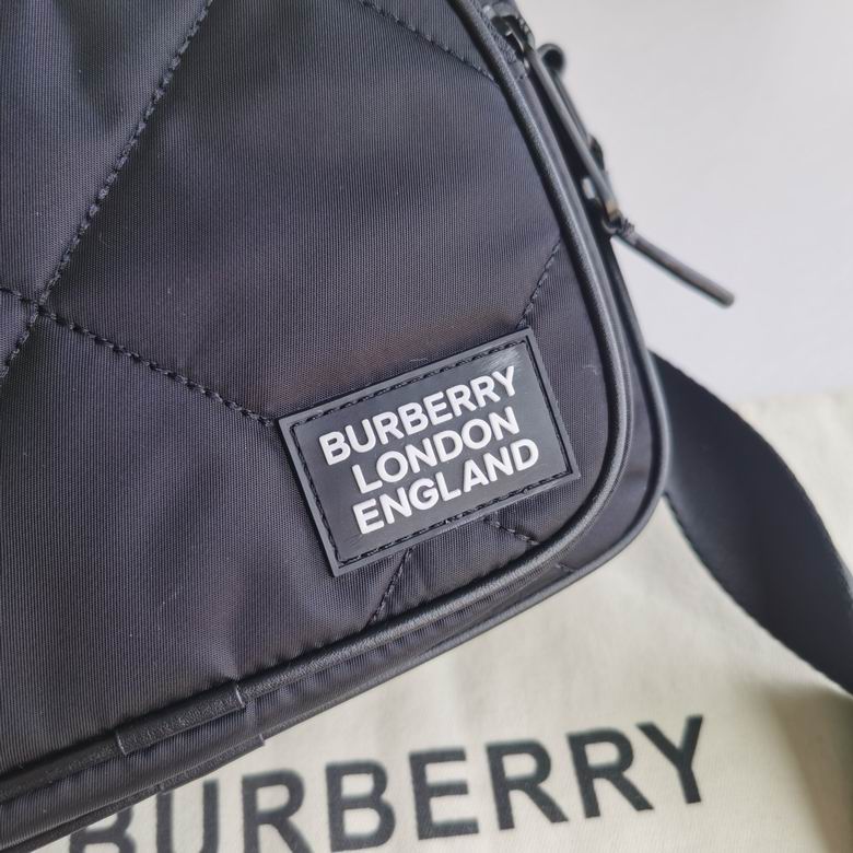 Burberry 22.5x8.2x14.5cm HQ (4)