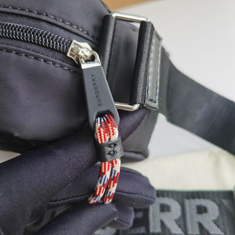 Burberry 22x11x16.5cm HQ (7)