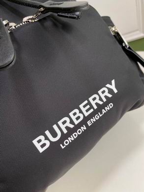 Burberry 22x14x33cm YG (5)