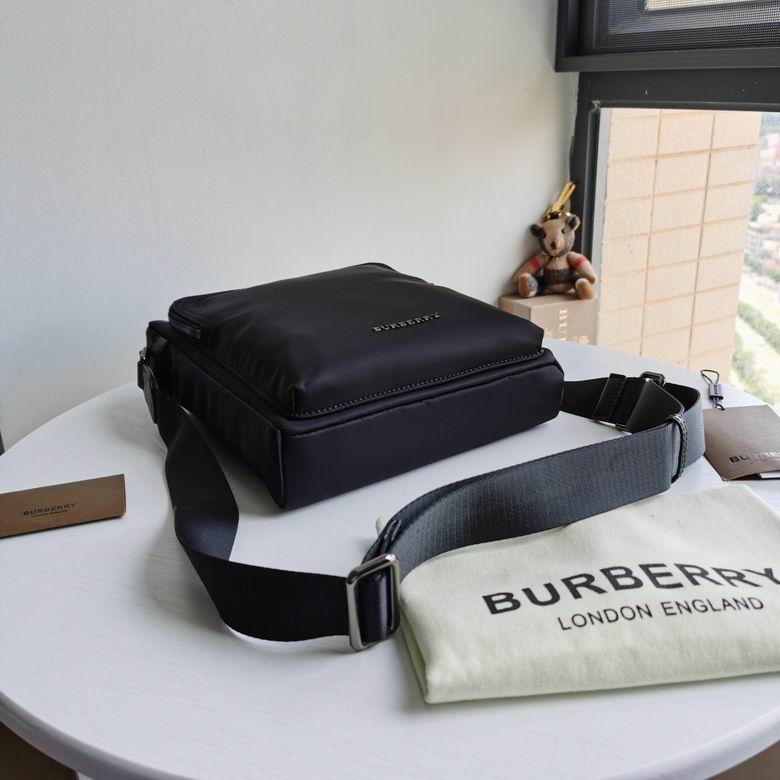 Burberry 23x6x27cm HQ (4)