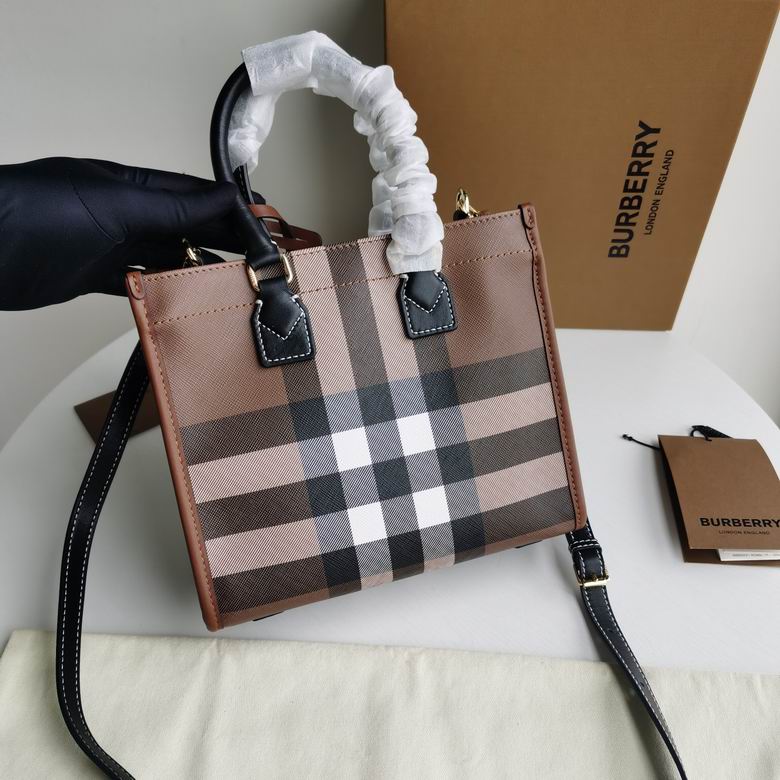 Burberry 23x8x19cm HQ (4)