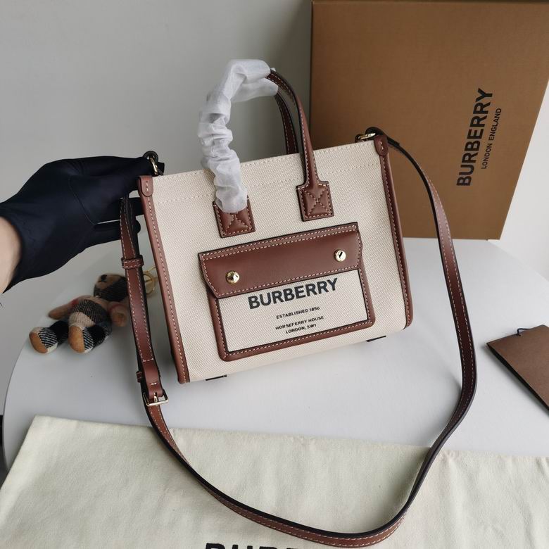 Burberry 23x8x19cm HQ 1 (2)