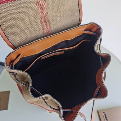 Burberry 24x13x37cm HQ 2 (9)