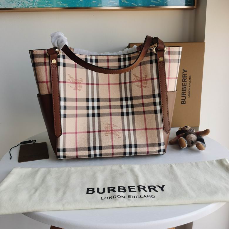 Burberry 26.5x27x15.5cm HQ 1 (1)